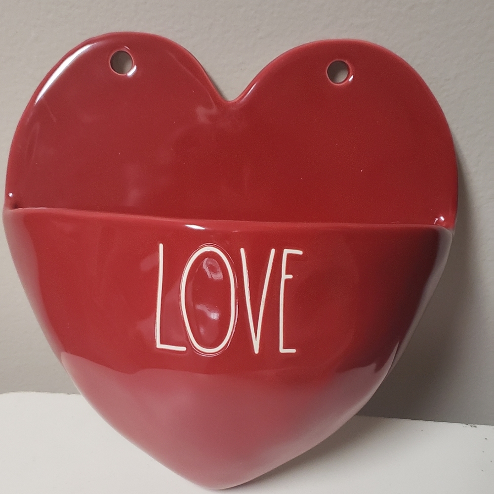 Rae Dunn wall planter
